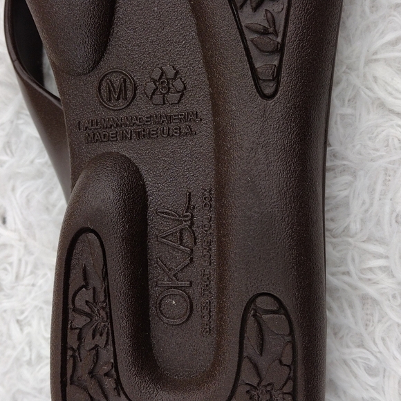 OKA b. Elle Brown PVC Rubber Round Toe Thong Slip On Flat Flop Sandal Shoe - Picture 8 of 13